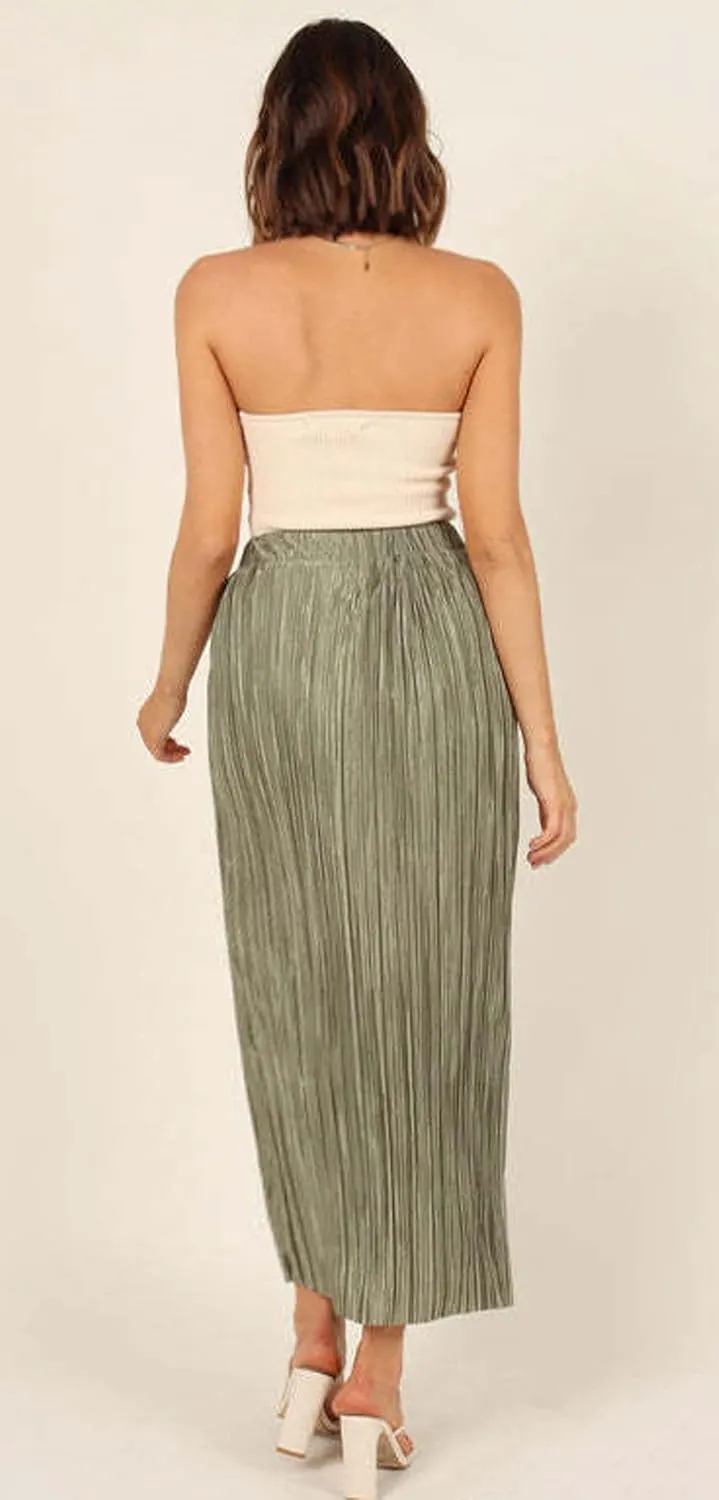 CHARTOU Casual High Waist A Line Long Pleated Skirt for Women Midi Length Side Slit Ruffle Flowy Pencil Skirt