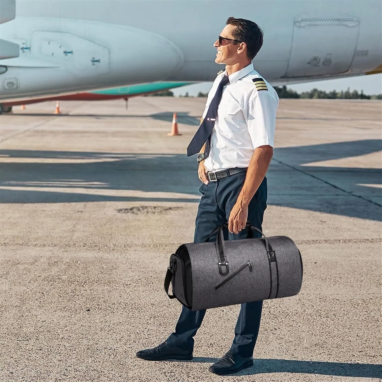 Duffel Bag Travel Garment Bag Versatile 2-in-1 Hanging Suitcase for Men and Women Business Weekend Overnight Bag Travel