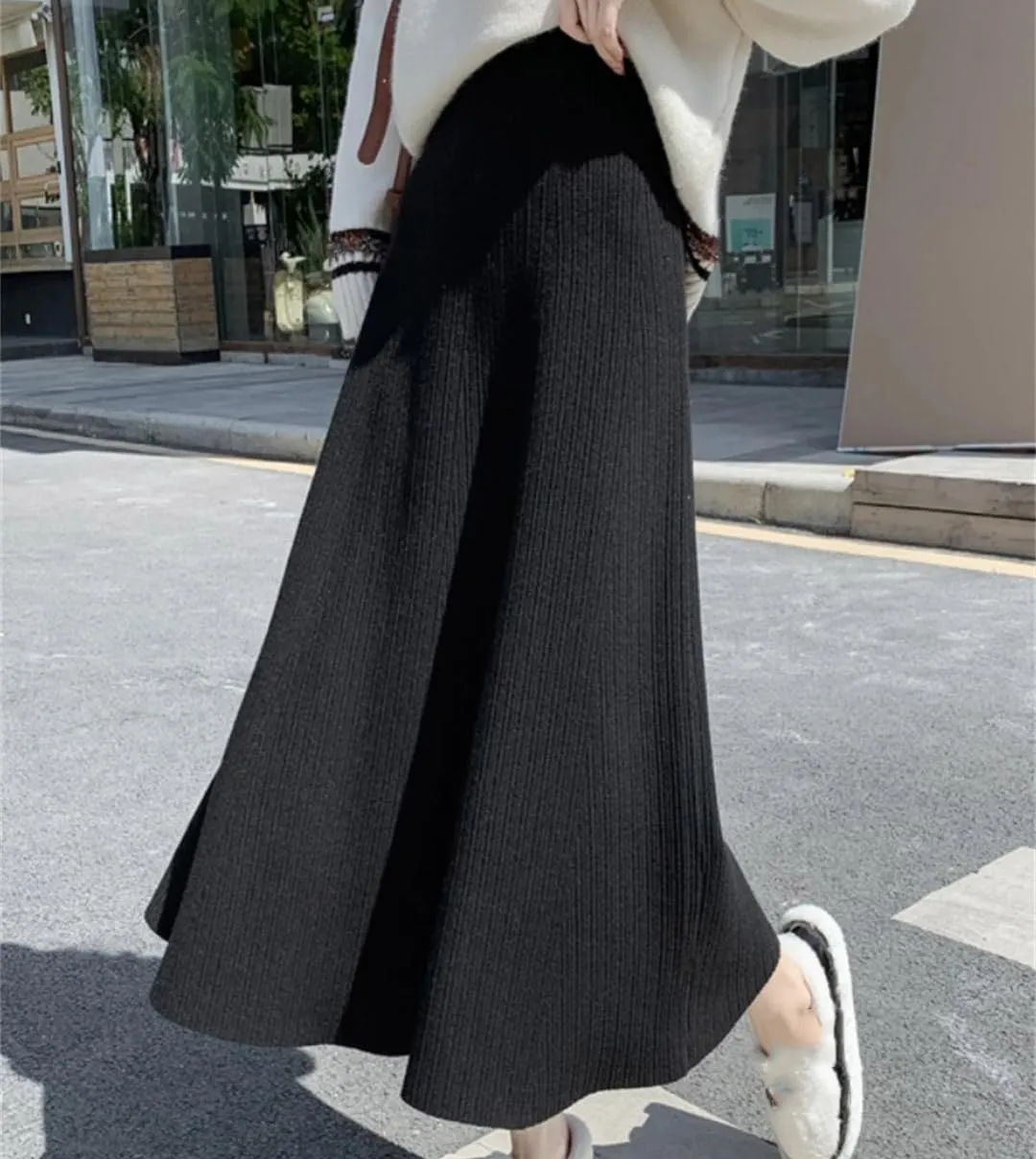 Knitted Long Skirts Women Pleated Skirt Female Autumn Winter Loose Midi Skirt Ladies High Waist Skirts