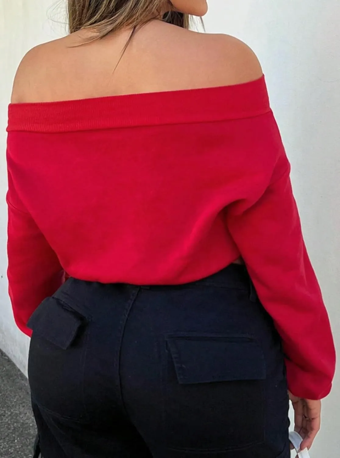 LovelyWholesale Women Off the Shoulder Sweatshirt Graphic Crop Tops Long Sleeve Shirts