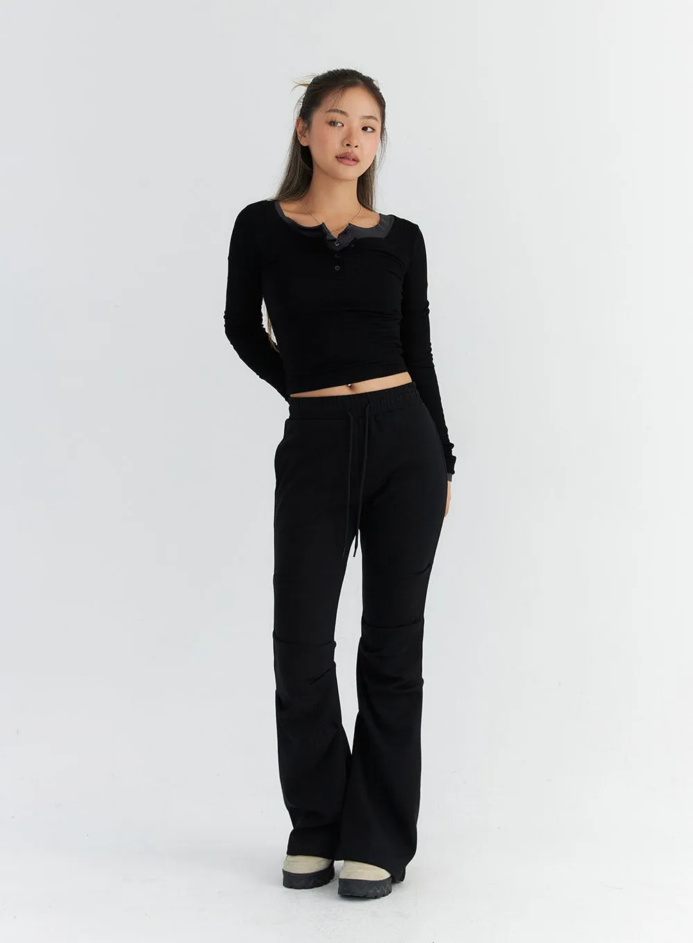 Pintuck Bootcut Jeans CO313
