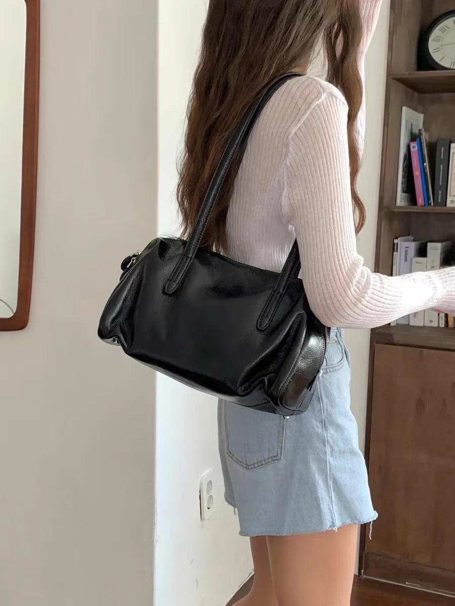 Women's Retro Leather Large Capacity Shoulder Underarm Bag Handbag Commuting Totes Pillow Bowling Bag Versatile Clutch Hobo