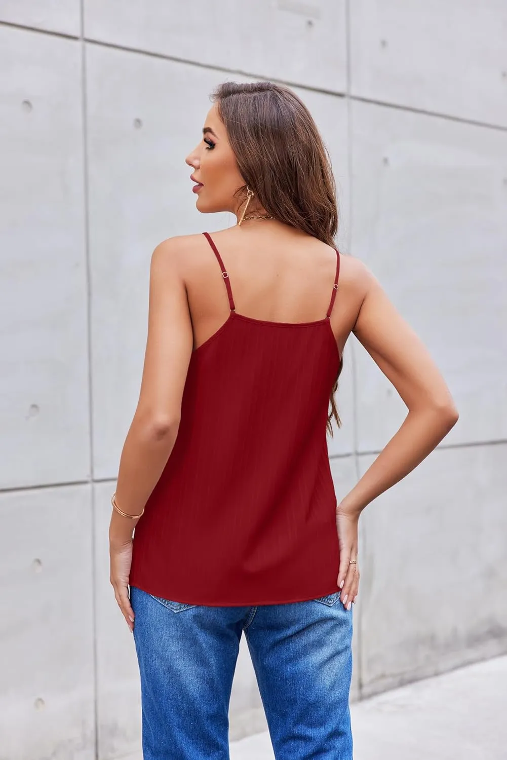 Zeagoo Camisole Tops for Women V-Neck Spaghetti Strap Tank Top Long Sexy Flowy Summer Textured Sleeveless Tops