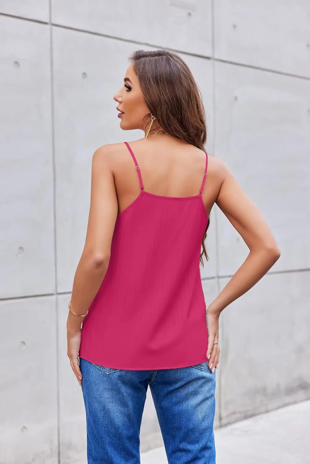 Zeagoo Camisole Tops for Women V-Neck Spaghetti Strap Tank Top Long Sexy Flowy Summer Textured Sleeveless Tops